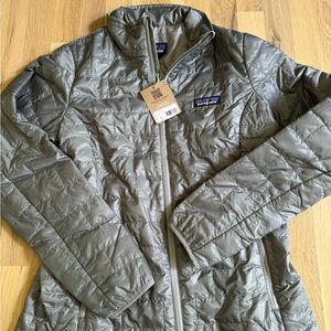 Patagonia women’s nano puff